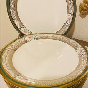 Royal Collection dinner plates.